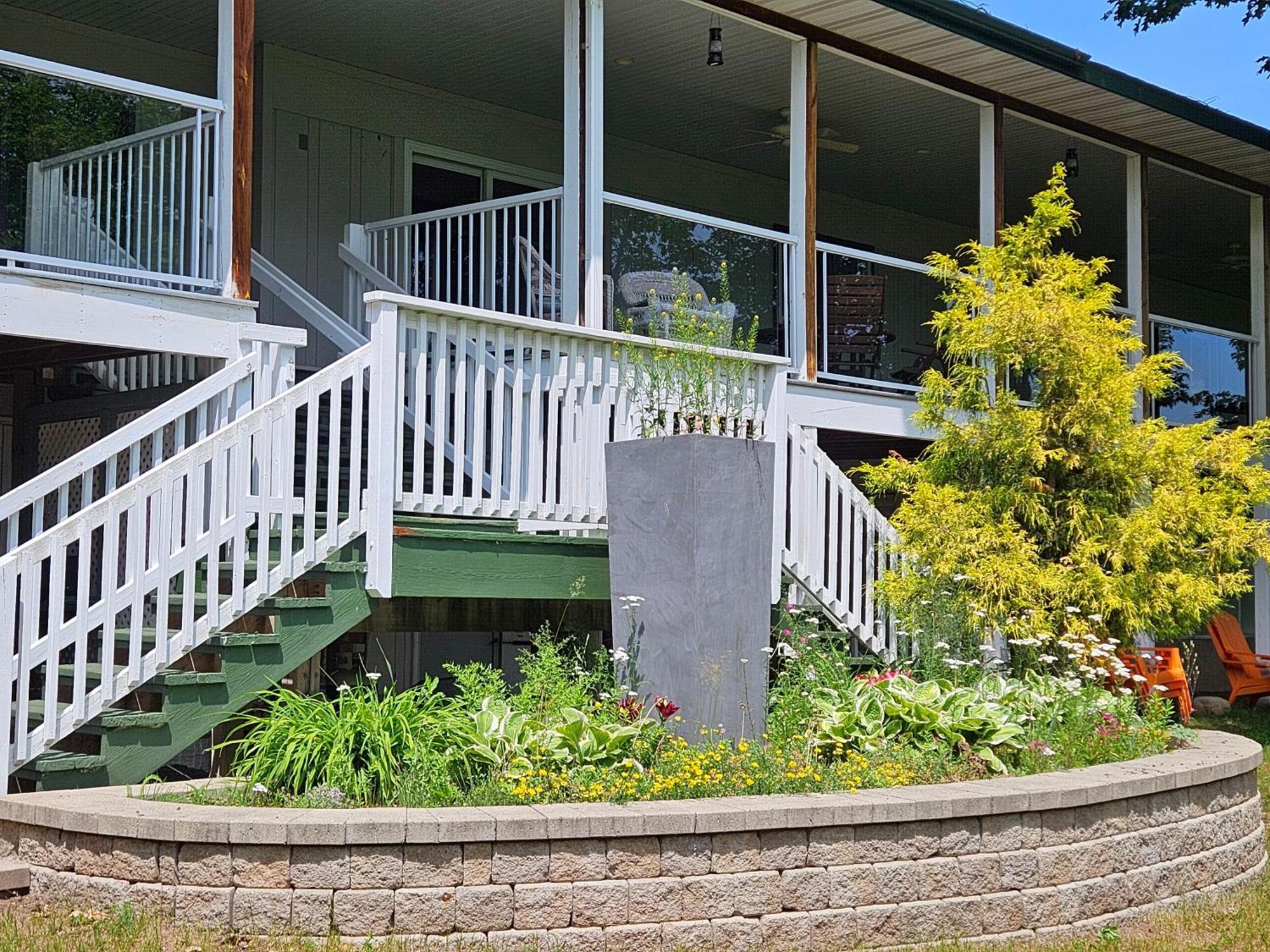 Chequamegon Lake Superior Lodge เบย์ฟิลด์ ภายนอก รูปภาพ