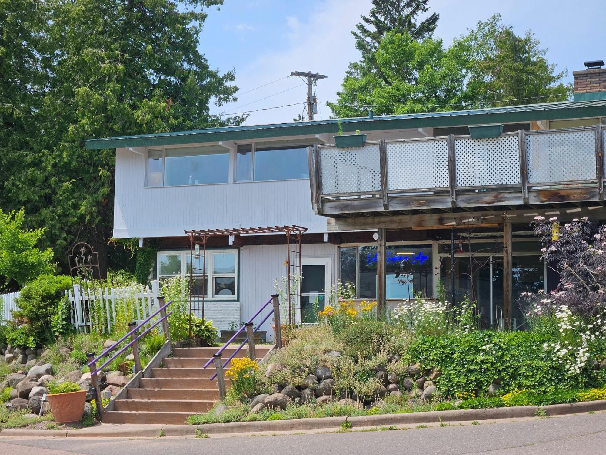 Chequamegon Lake Superior Lodge เบย์ฟิลด์ ภายนอก รูปภาพ