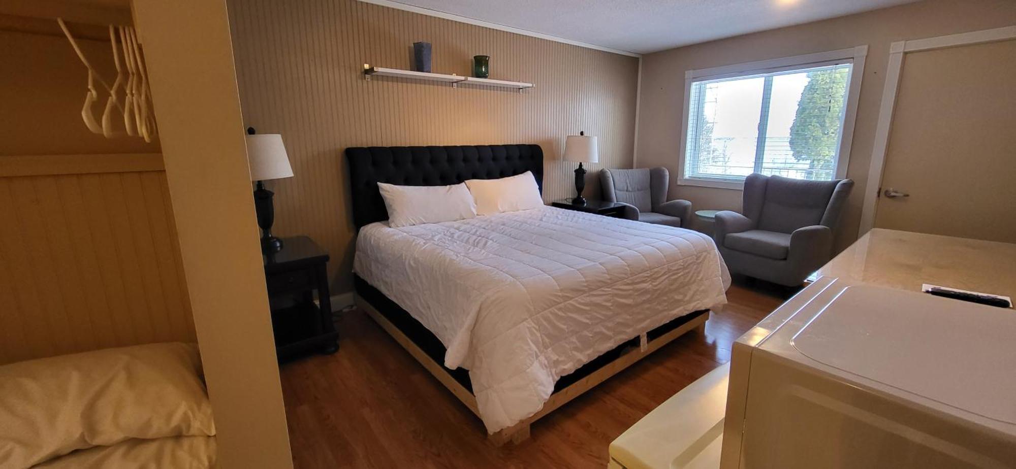 Chequamegon Lake Superior Lodge เบย์ฟิลด์ ภายนอก รูปภาพ